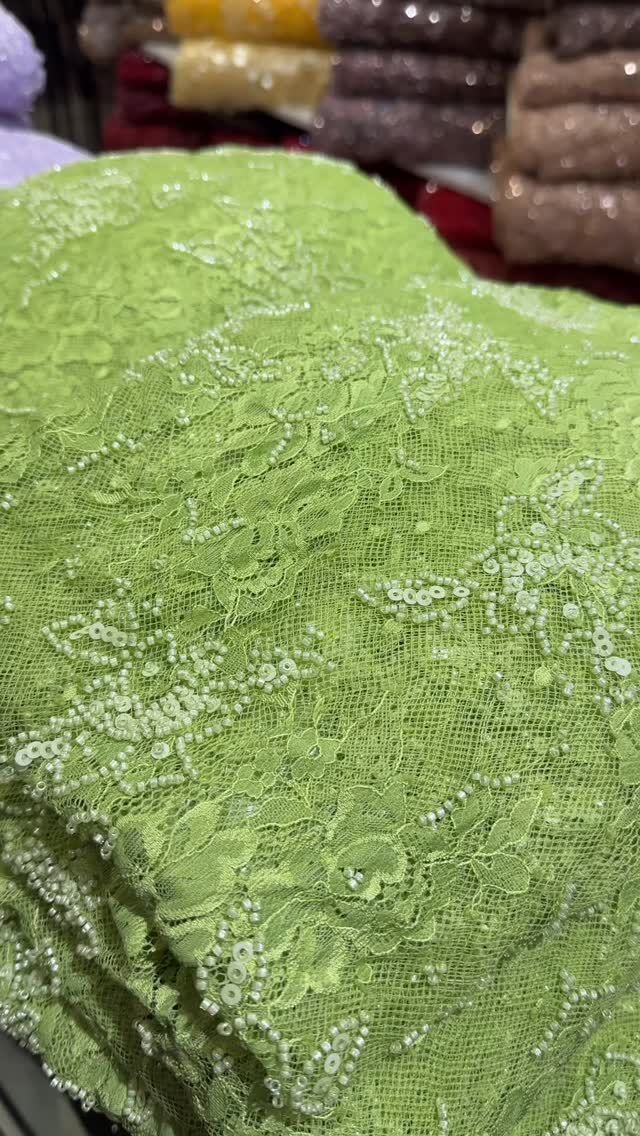 Risitë më elegante në dantella.
#Dantella #NewIn #LuxuryFabric #Couture #Dimal